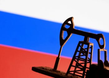 ইরান যুদ্ধের মধ্যে তেল বিক্রিতে রাশিয়ার আয় বেড়ে দ্বিগুণ