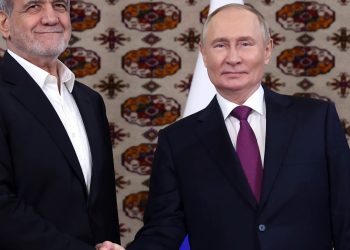 রাশিয়া ইরানের পাশে থাকবে, মধ্যপ্রাচ্যে শান্তি প্রতিষ্ঠায় কাজ করবে: পুতিন