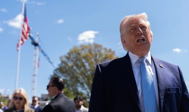 ইরানের কাছে অস্ত্র বিক্রি করলে ৫০ শতাংশ শুল্ক আরোপ: ট্রাম্প