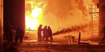 রাশিয়ার তেল পাইপলাইনে ইউক্রেনের অতর্কিত ড্রোন হামলা