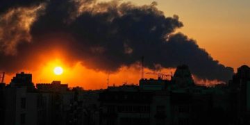 যুক্তরাষ্ট্র ‘রেড লাইন’ পার হলে যুদ্ধ মধ্যপ্রাচ্যের বাইরে ছড়াবে: ইরান