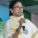 নিজ আসনে পিছিয়ে গেলেন মমতা