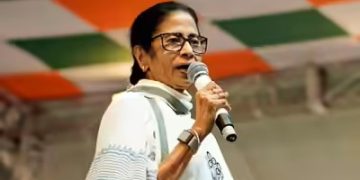 ভেঙে গেল বিধানসভা, মমতা আর পশ্চিমবঙ্গের মুখ্যমন্ত্রী নন