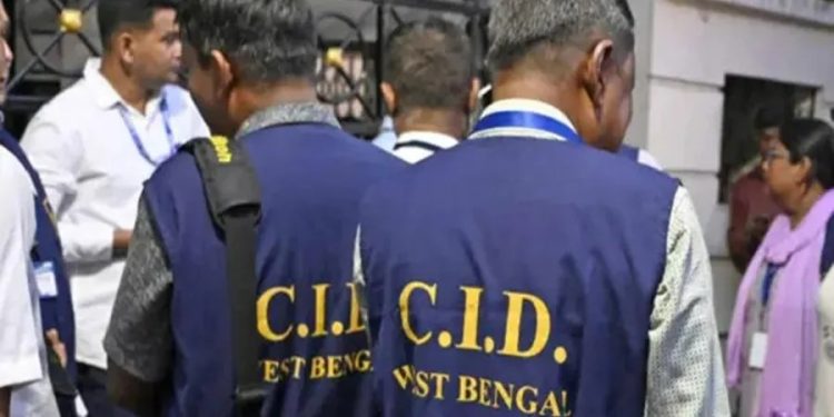 মমতার বাড়িতে সিআইডি অভিযান
