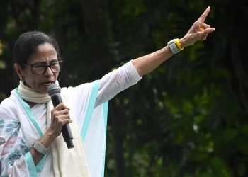আজ আমি প্রাণেও মরতে পারতাম: মমতা