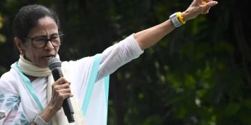 আজ আমি প্রাণেও মরতে পারতাম: মমতা