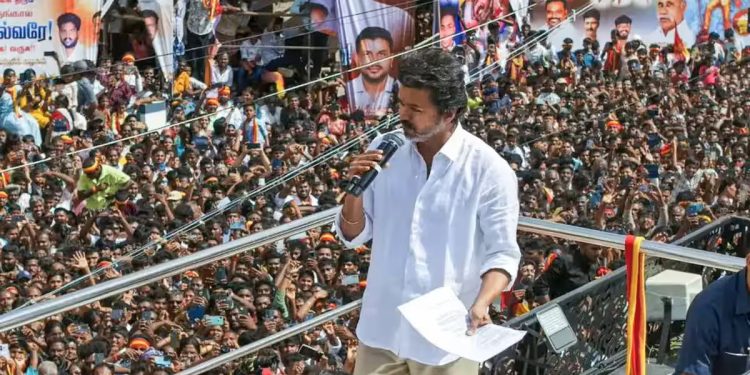 এবার বিক্ষোভে নামছে থালাপতি বিজয়ের দল